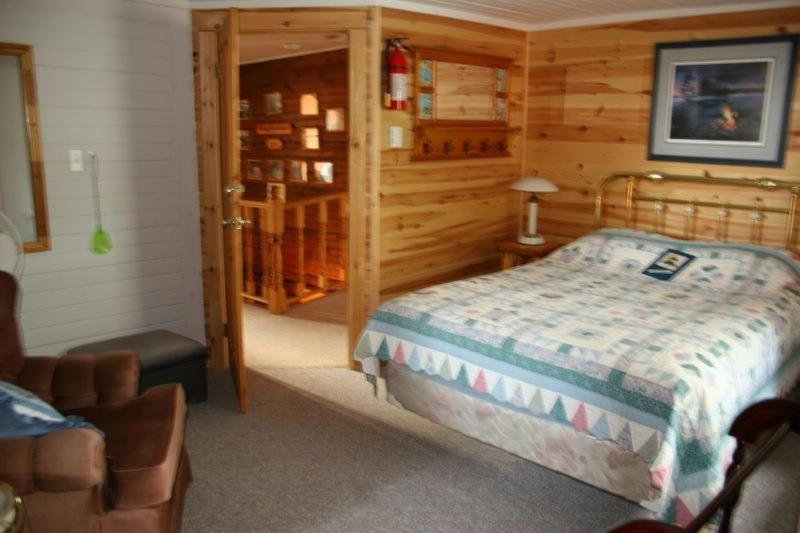Sunny Rock Bed & Breakfast Minden Bilik gambar