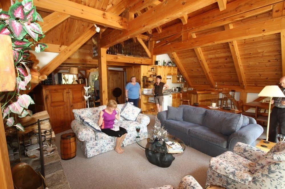 Sunny Rock Bed & Breakfast Minden Luaran gambar